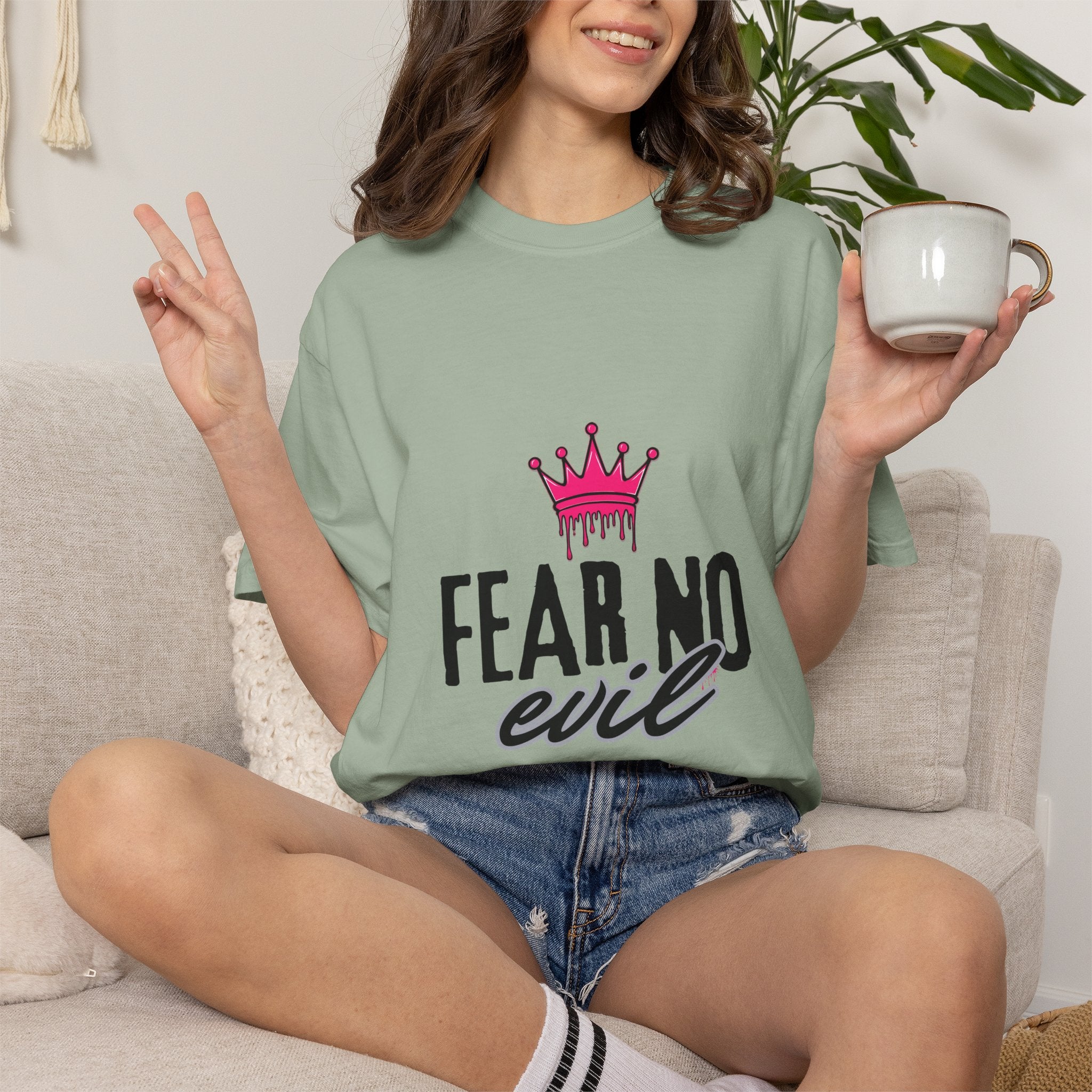 'Fear No Evil' Crown Pink