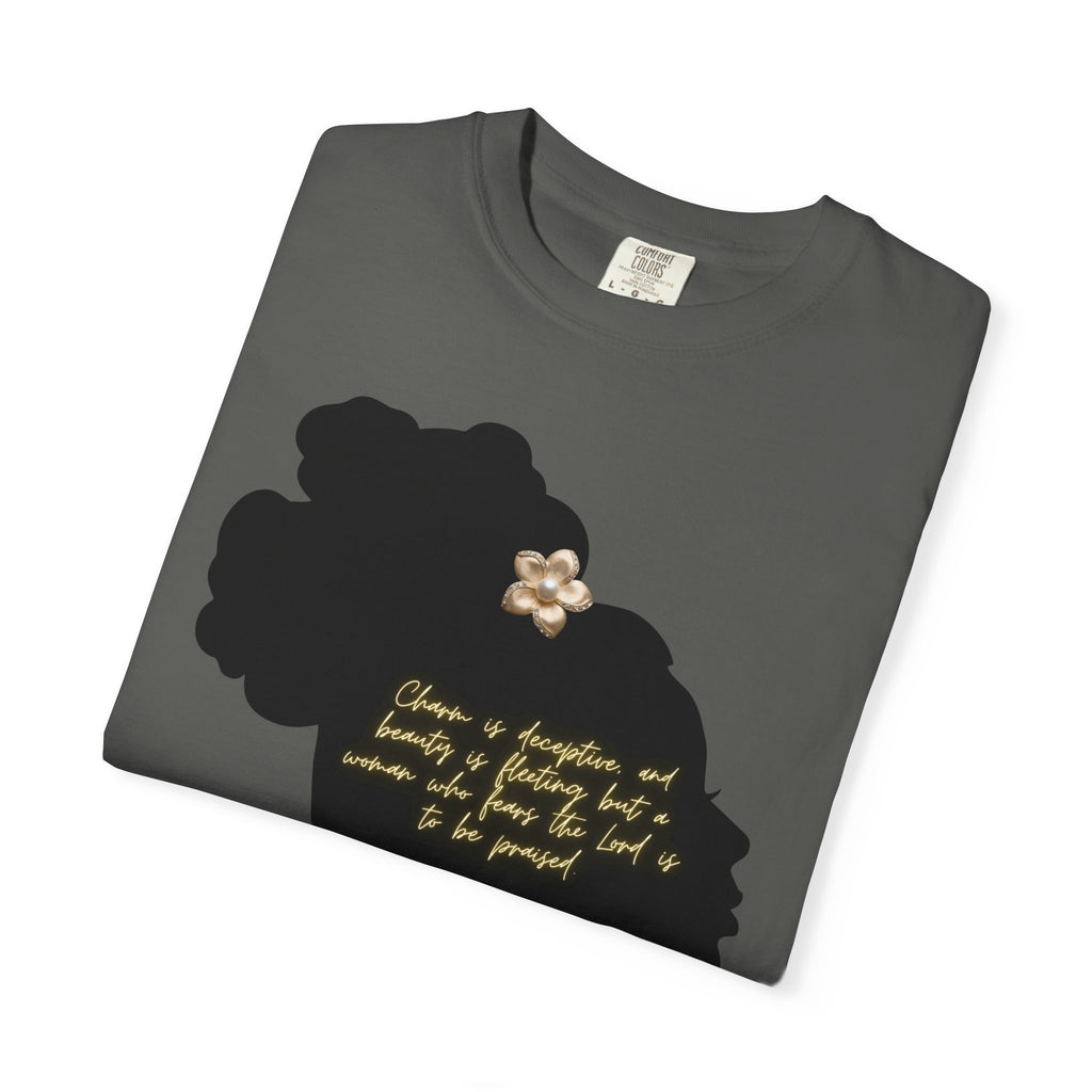Proverbs 31:30 Pearls - T-Shirt