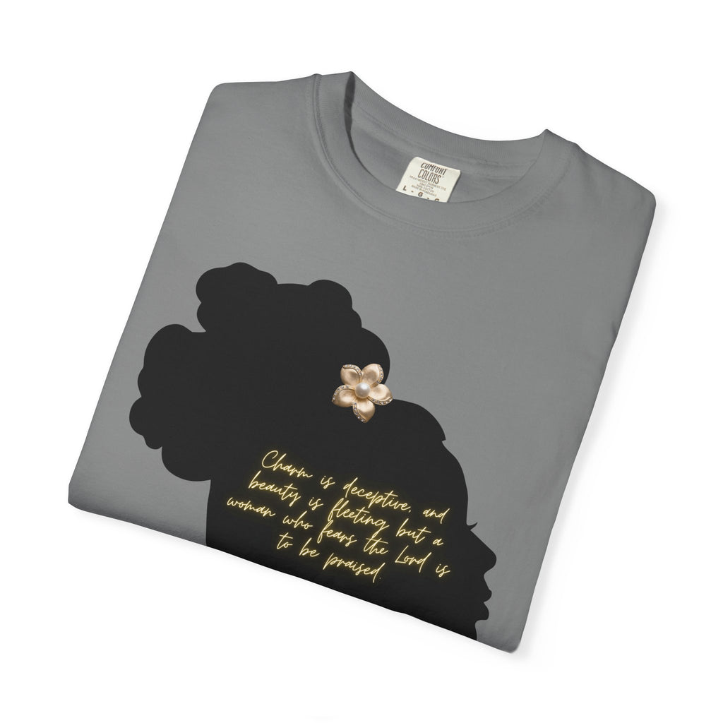 Proverbs 31:30 Pearls - T-Shirt