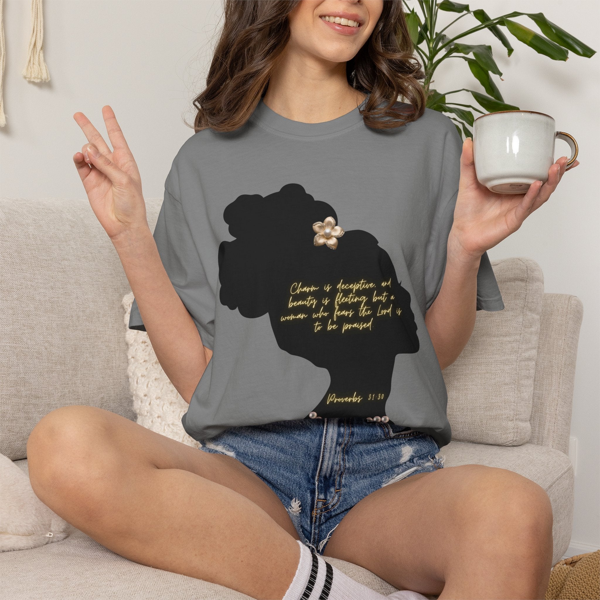Proverbs 31:30 Pearls - T-Shirt