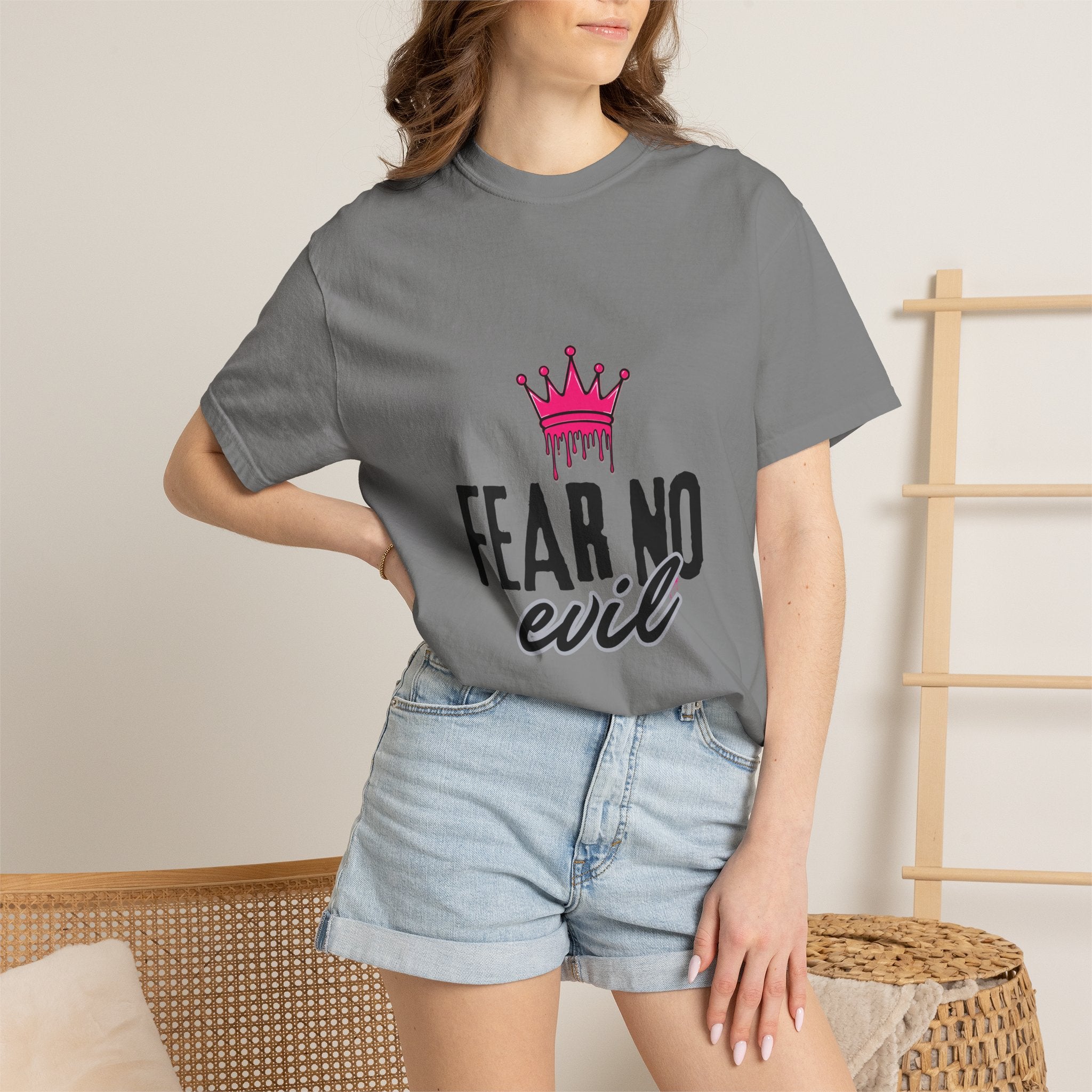 'Fear No Evil' Crown Pink