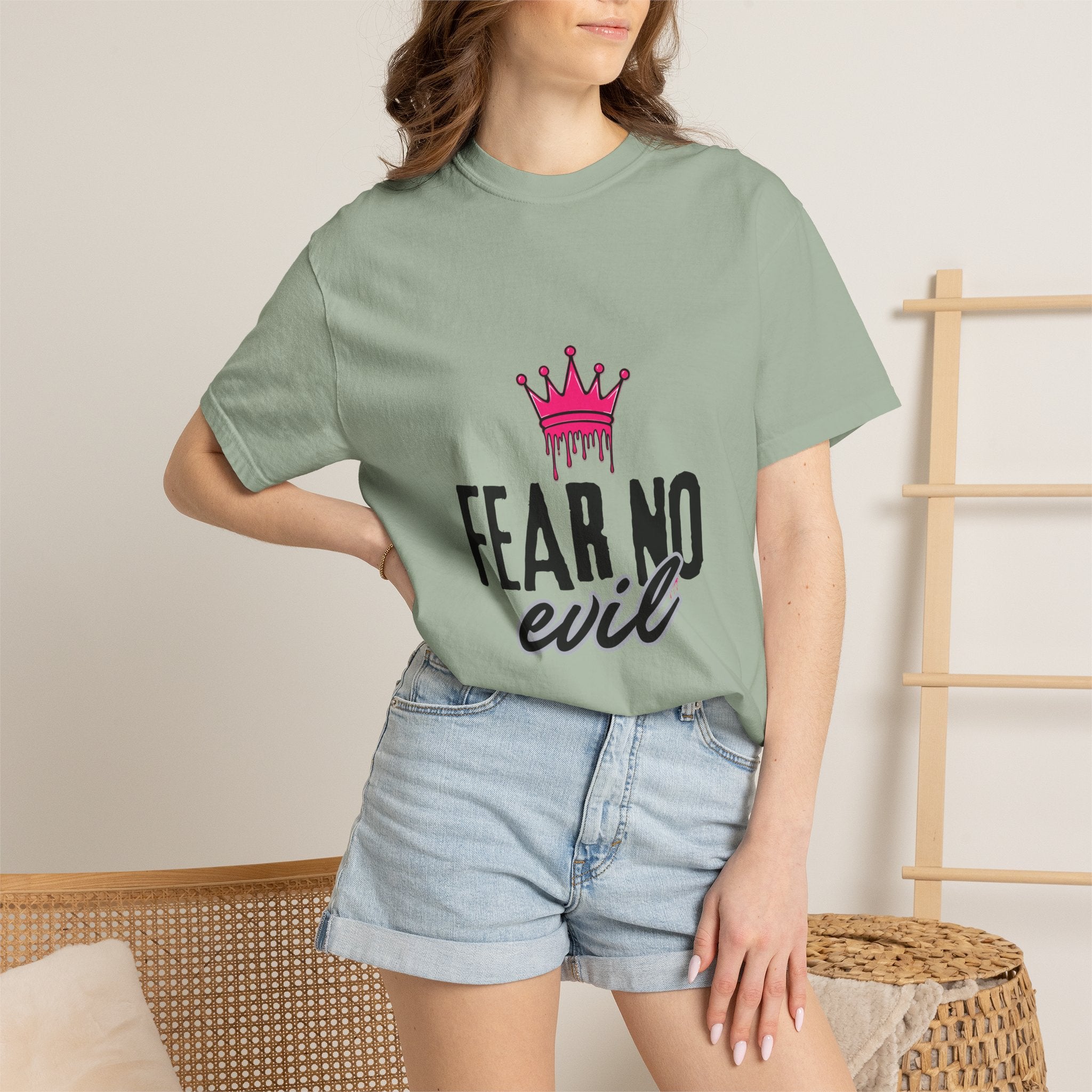'Fear No Evil' Crown Pink